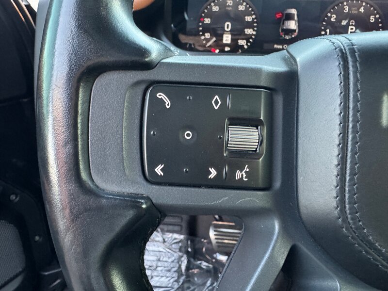 Used 2021 Land Rover Defender 110 X AWD/4WD image 26