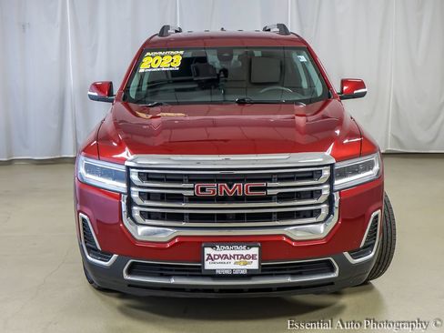 Used 2023 GMC Acadia SLE w/ Driver Convenience Package FWD image 5