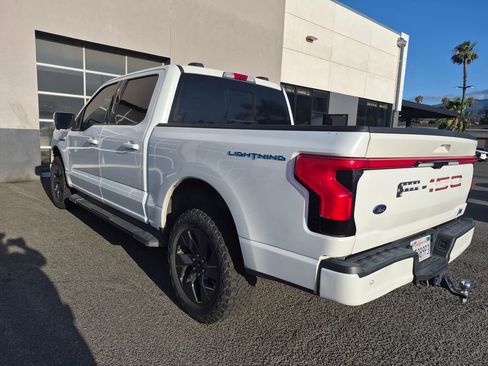 Used 2022 Ford F150 Lightning Lariat AWD/4WD image 5
