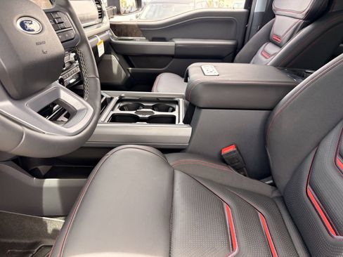 New 2026 Ford F250 Lariat w/ Black Appearance Package AWD/4WD image 19