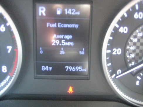 Used 2020 Hyundai Elantra Value Edition FWD image 23