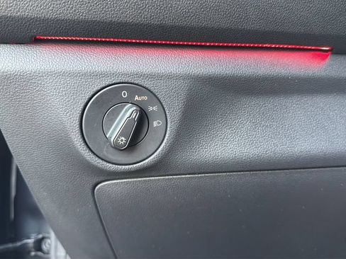 Used 2020 Volkswagen Jetta SEL FWD image 13