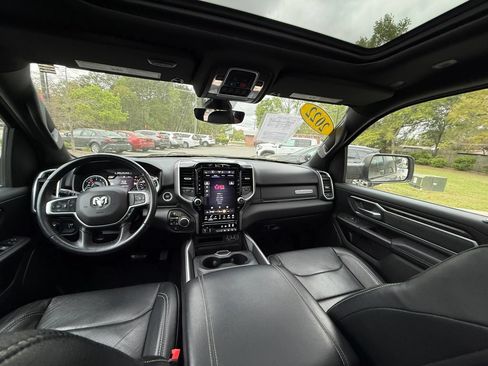 Used 2022 RAM 1500 Big Horn AWD/4WD image 10