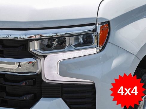 Used 2024 Chevrolet Silverado 1500 LT w/ Protection Package AWD/4WD image 8