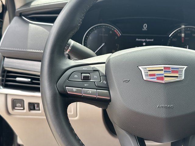 Used 2022 Cadillac XT4 Premium Luxury w/ Safety Alert Package AWD/4WD image 26