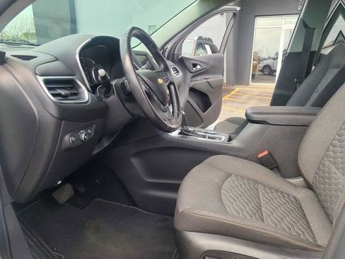 Used 2021 Chevrolet Equinox LT AWD/4WD image 14