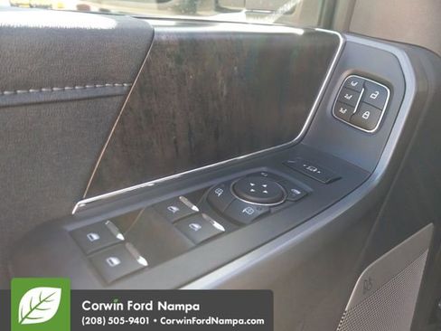 New 2026 Ford F250 Lariat w/ Black Appearance Package image 11