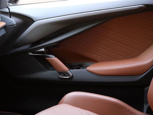 Used 2024 Lamborghini Revuelto AWD/4WD image 28