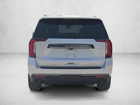 Used 2024 GMC Yukon Denali Ultimate AWD/4WD image 7