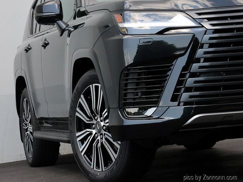 New 2026 Lexus LX 600 4WD w/ Appearance Package image 4