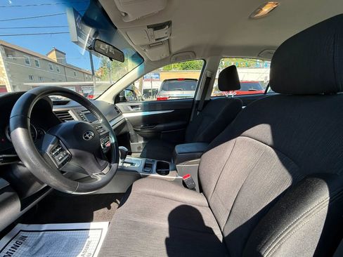 Used 2014 Subaru Legacy 2.5i Premium AWD/4WD image 20