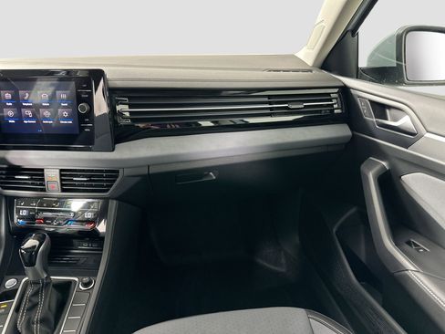 New 2025 Volkswagen Jetta SE image 24