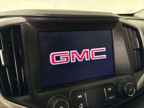 Used 2021 GMC Terrain SLT w/ Infotainment Package II image 19
