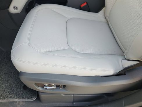 New 2026 Land Rover Defender 130 S image 17