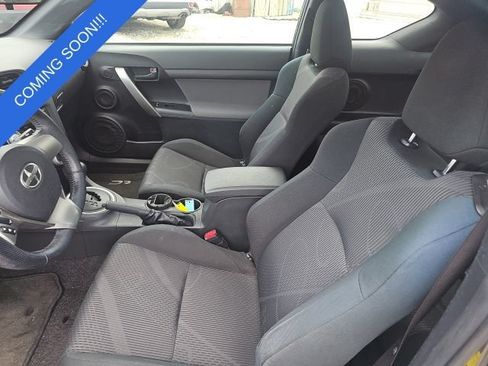 Used 2011 Scion tC FWD image 9