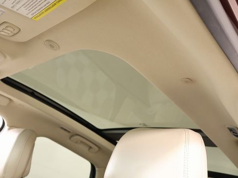 Used 2020 Lincoln Corsair Reserve w/ Elements Package image 16