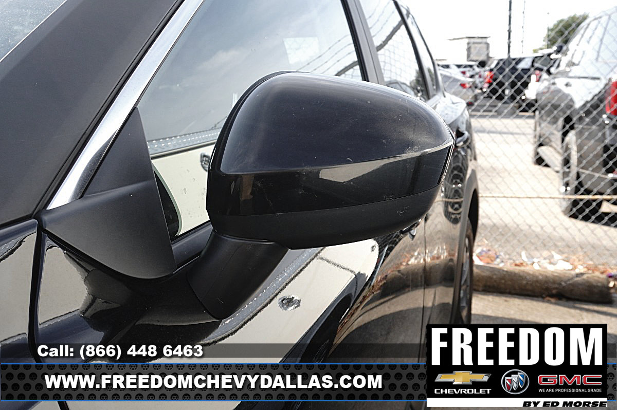 Used 2025 Nissan Rogue SV FWD image 8