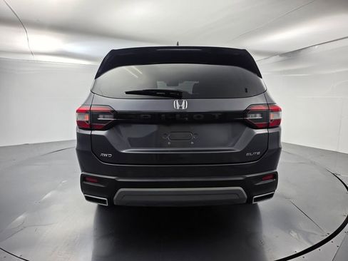 Used 2023 Honda Pilot Elite image 5
