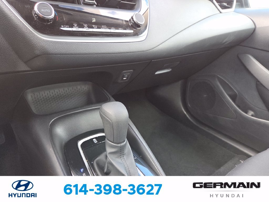 Used 2025 Toyota Corolla LE FWD image 25