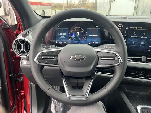 New 2026 Chevrolet Equinox LT w/ Midnight Edition image 13