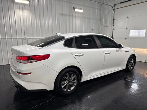 Used 2020 Kia Optima LX FWD image 3