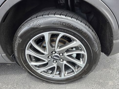 Used 2022 Lincoln Corsair AWD w/ Equipment Group 101A image 45