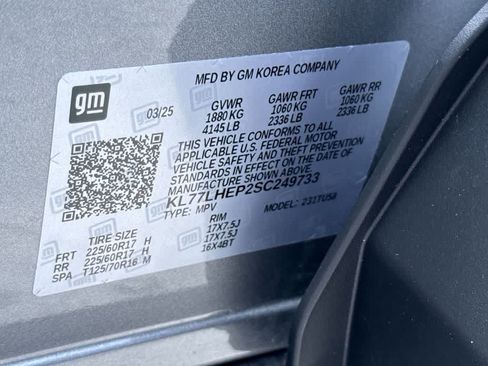 Used 2025 Chevrolet Trax LT w/ Driver Confidence Package FWD image 29