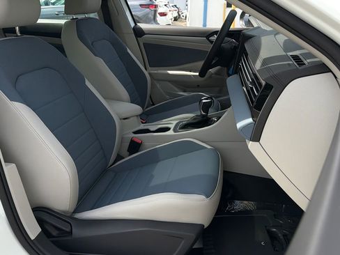 New 2026 Volkswagen Jetta SE FWD image 7
