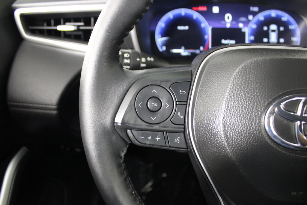 Used 2026 Toyota Corolla Cross XLE AWD/4WD image 22