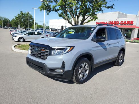 Used 2022 Honda Passport TrailSport image 2