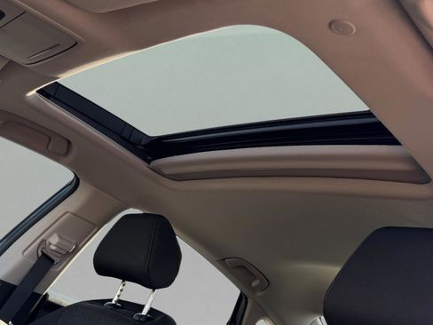 Used 2023 Honda Accord EX image 17