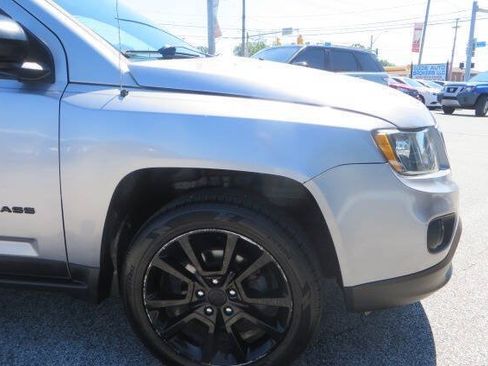 Used 2015 Jeep Compass Sport w/ Power Value Group FWD image 33