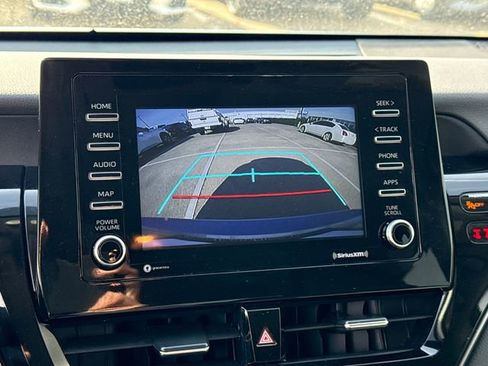 Used 2023 Toyota Camry SE image 23