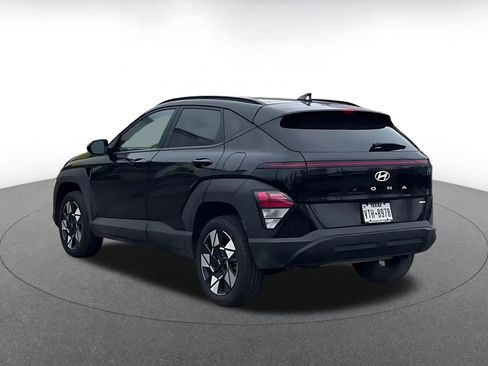 Used 2025 Hyundai Kona SEL image 11