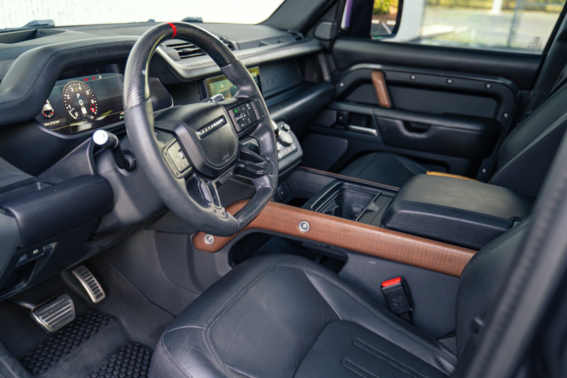 Used 2021 Land Rover Defender 110 X AWD/4WD image 4
