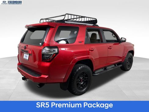 Used 2023 Toyota 4Runner SR5 Premium w/ Moonroof Package AWD/4WD image 5