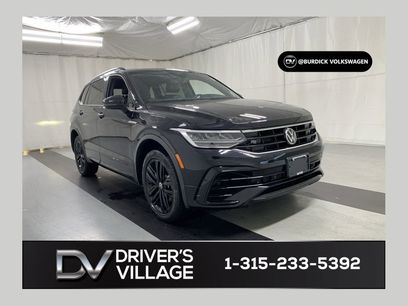Used 2022 Volkswagen Tiguan SE R-Line