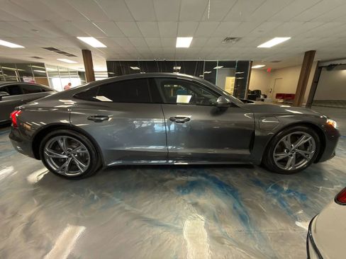 Used 2022 Audi e-tron GT Premium Plus AWD/4WD image 31