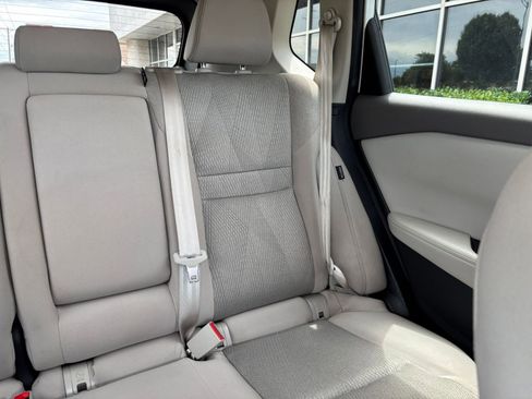 Used 2025 Nissan Rogue SV AWD/4WD image 39
