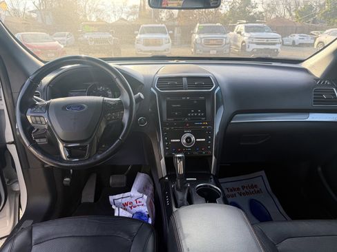 Used 2016 Ford Explorer Sport w/ Equipment Group 401A image 16