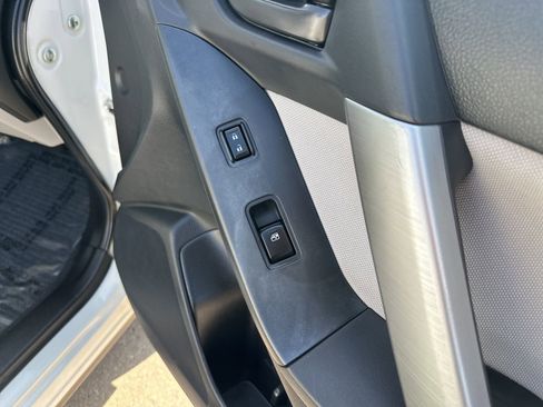 Used 2014 Subaru Forester 2.5i Premium w/ All-Weather Package image 36