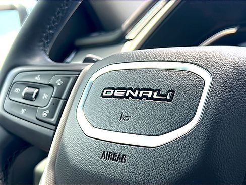 Used 2024 GMC Sierra 1500 Denali w/ Denali Reserve Package AWD/4WD image 31