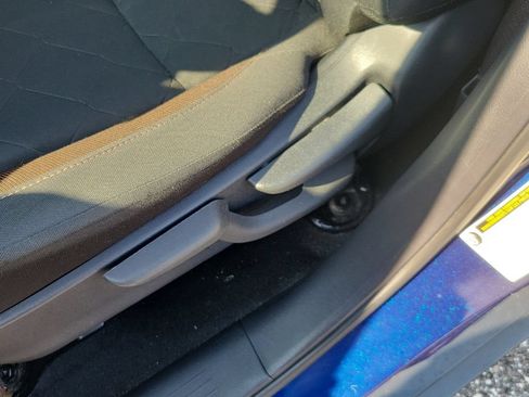 Certified 2020 Nissan Kicks SR FWD image 16
