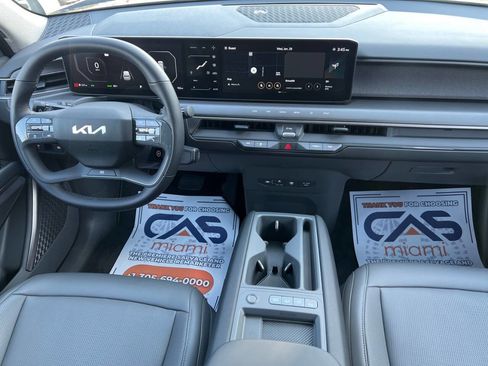 Used 2024 Kia EV9 Light image 12