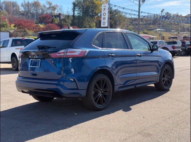 Used 2022 Ford Edge ST-Line AWD/4WD image 7