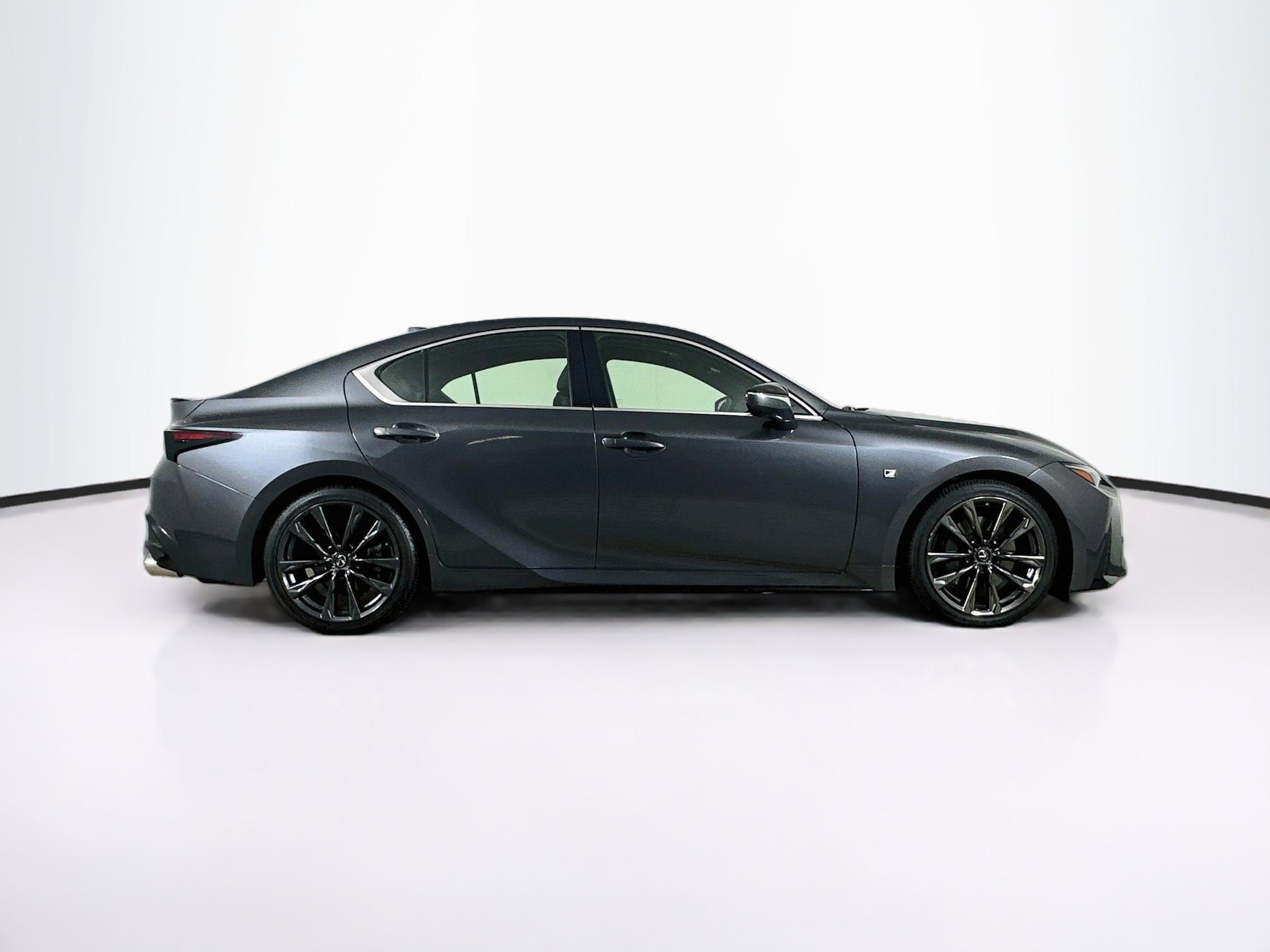 Used 2022 Lexus IS 350 F Sport RWD image 10