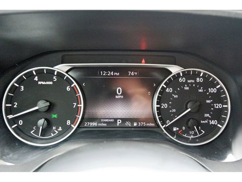 Used 2024 Nissan Rogue S image 10