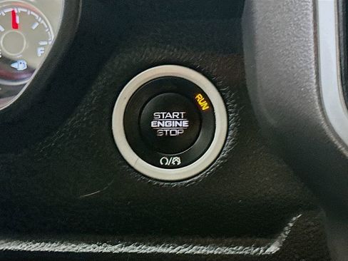 Used 2021 RAM 1500 Big Horn image 26