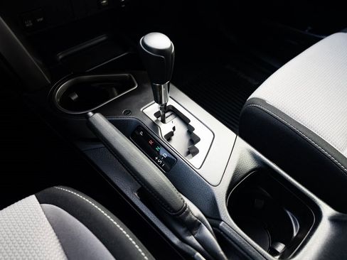 Used 2018 Toyota RAV4 XLE image 15