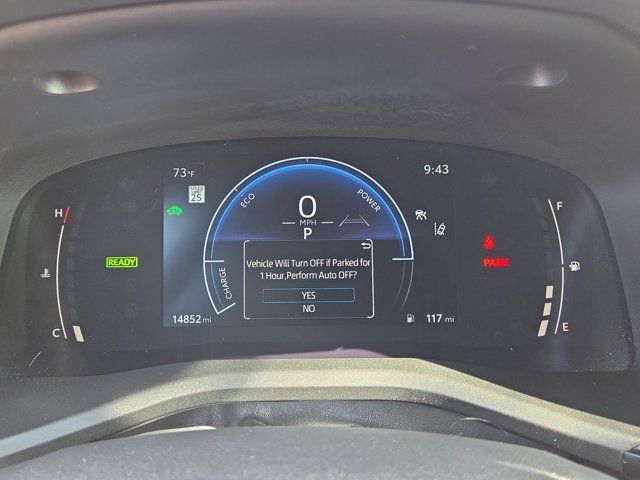 Used 2025 Toyota Camry SE FWD image 10